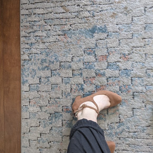 COPY - Tan Block-heel, Ankle-Strap sandles - Picture 3 of 4